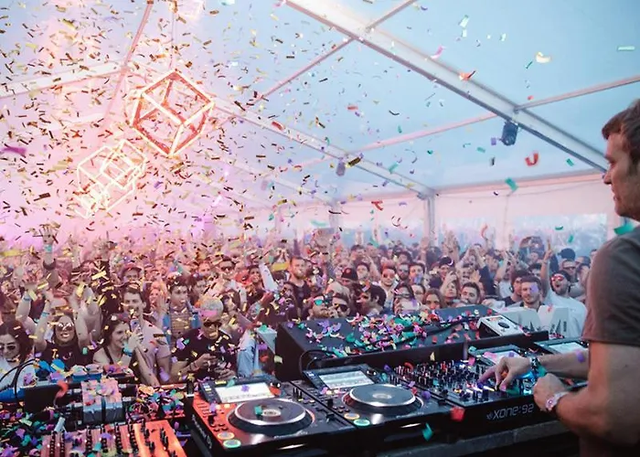 Alpine Sunset L Attique L Golf L By Cosyhome *